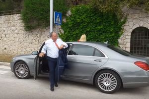 (VIDEO) BAHATO: Kandidat za gradonačelnika Splita se parkirao tik uz pešački prelaz