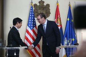 VUČIĆ O HOJTU JIU I PREDSTAVLJA LI ON AMERIKU: Ako Srbi vole bajke, da glasamo onda za braću Grim!