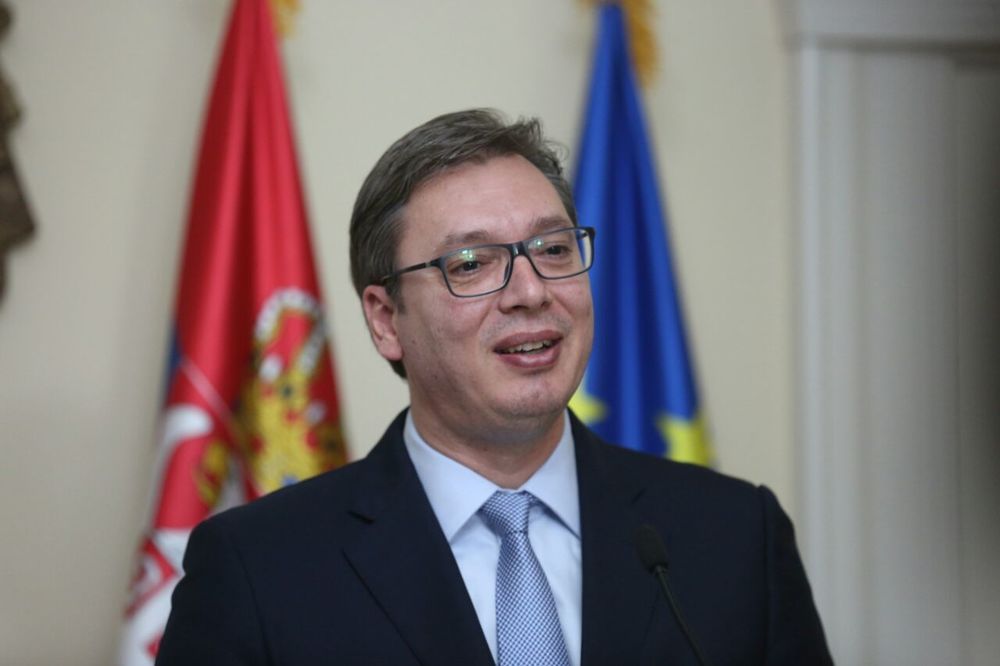 (VIDEO) ’AJD ZDRAVO SVIMA, ODOH JA U BRISEL: Ovako je Vučić završio konferenciju za novinare