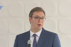 VUČIĆ O RAMINOM STILU ODEVANJA NA VEČERI U BRISELU: Mene to ne zanima