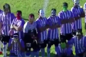 (VIDEO) SUPERHEROJI: Fudbaleri četvrtoligaša se maskirali, pa izbacili Arsenal za čudo u Argentini!