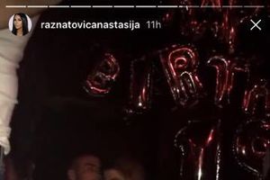 (VIDEO) NISU SE ODVAJALI JEDNO OD DRUGOG: Veljko i Ana Cakić ponovo zajedno?