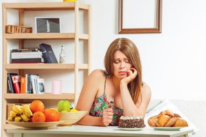 SVE STE RADILI POGREŠNO: Postoji 7 znakova koji govore da treba da jedete više da biste smršali!