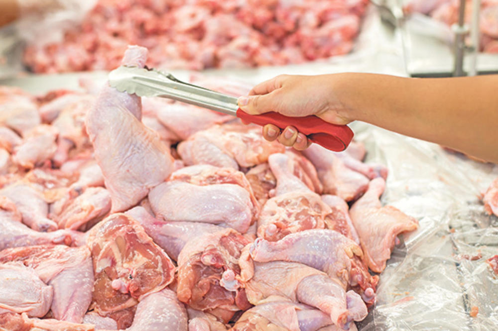 KINESKI KORAK KA KRAJU RATA: Ukinuto ograničenje uvoza živinskog mesa iz Amerike