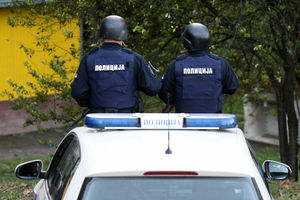 BEOGRADSKA POLICIJA U AKCIJI: Dvojac falsifikovao uplatnice za registraciju, šteta milion dinara