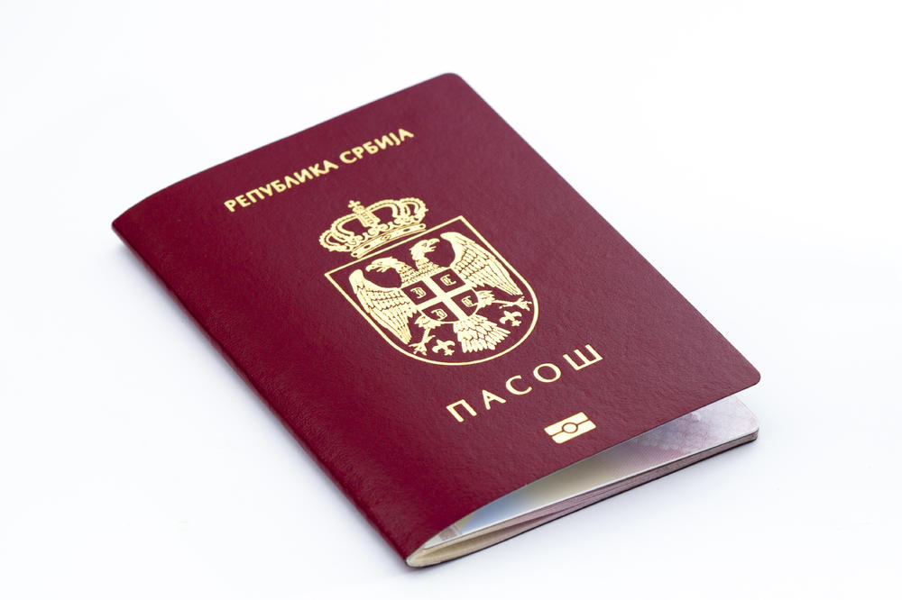 POTERAO IH MALER NA EKSKURZIJI U ATINI: Đacima iz Kruševca ukradeno 56 pasoša iz autobusa, dobiće putne liste