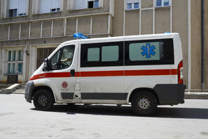 SAOBRAĆAJKA KOD LESKOVCA: Povređeno petoro državljana Turske, među njima i 3 dece!