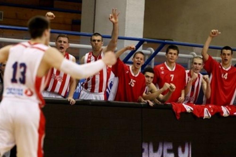 DOMINACIJA CRVENO-BELIH: Mladi košarkaši Crvene zvezde juniorski prvaci Srbije