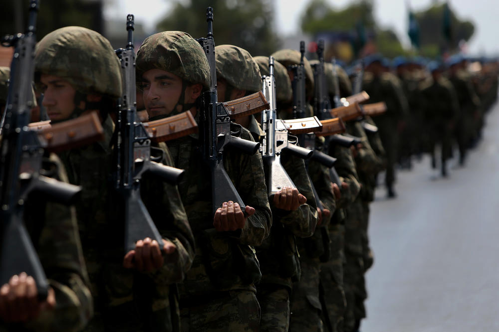 OPASNO SE ZAKUVAVA NA BLISKOM ISTOKU: Turska šalje vojsku u Katar kao podršku