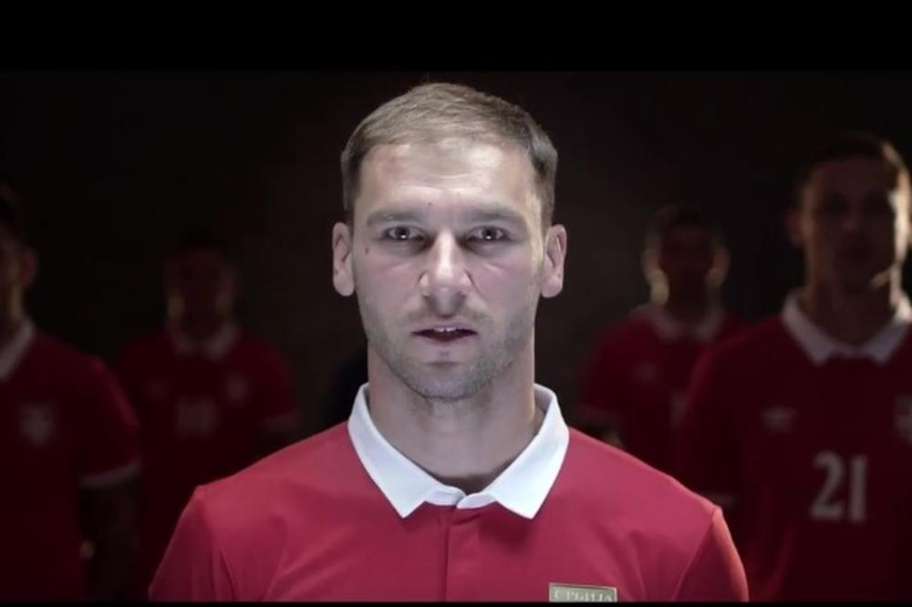 (VIDEO) NAJEŽIĆETE SE: Srpski fudbaleri traže podršku navijača uoči duela sa Velsom