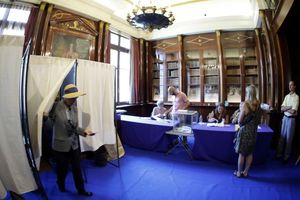 EPSKI SUKOB NAPOLEONA I OBAME: Velika borba na francuskim izborima