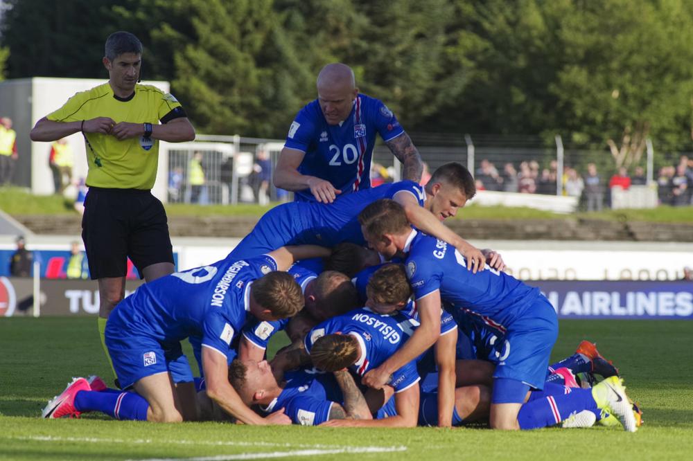 (VIDEO) ŠOK ZA VATRENE: Island pobedio Hrvatsku golom u 90. minutu, Španija slavila u Skoplju