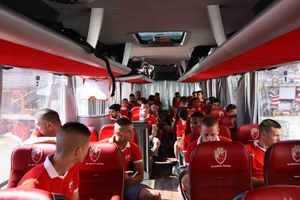 NASTAVAK PRIPREMA: Fudbaleri Crvene zvezde otputovali na Zlatibor
