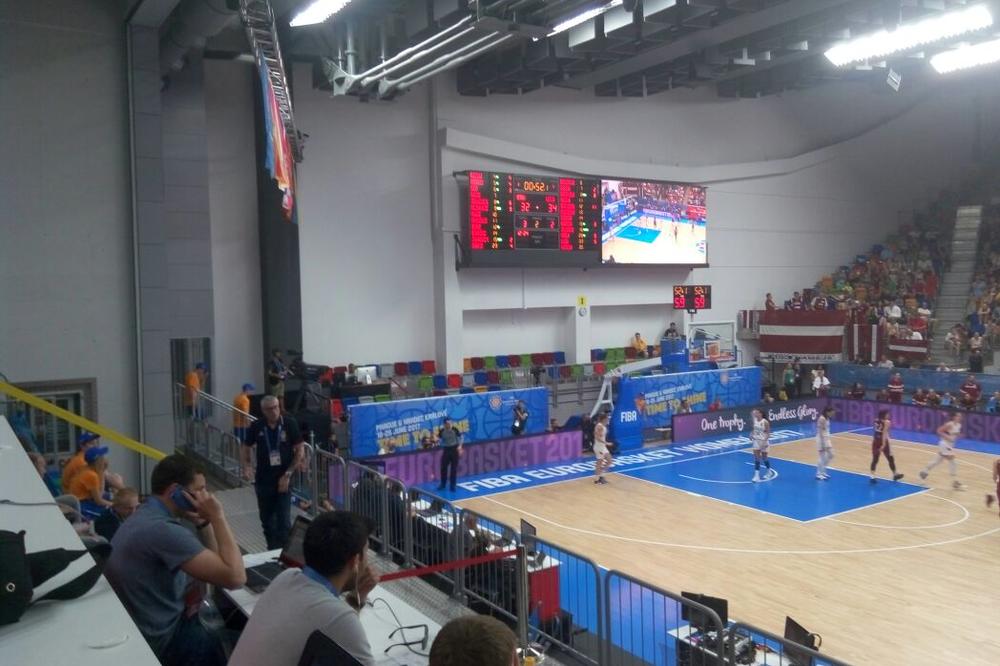 DANILOVIĆ, JOKOVIĆ I ĐILAS NAJGLASNIJI: Velika podrška košarkašicama protiv Letonije