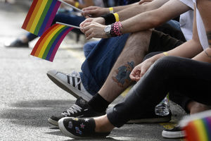 ISTORIJSKA ODLUKA NA POMOLU: Crna Gora legalizuje gej brakove, a evo šta to znači za Srbiju