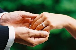 PAZITE, TO VAM NEĆE DONETI SREĆU: Ovo je 5 pogrešnih koraka za ulazak u brak!