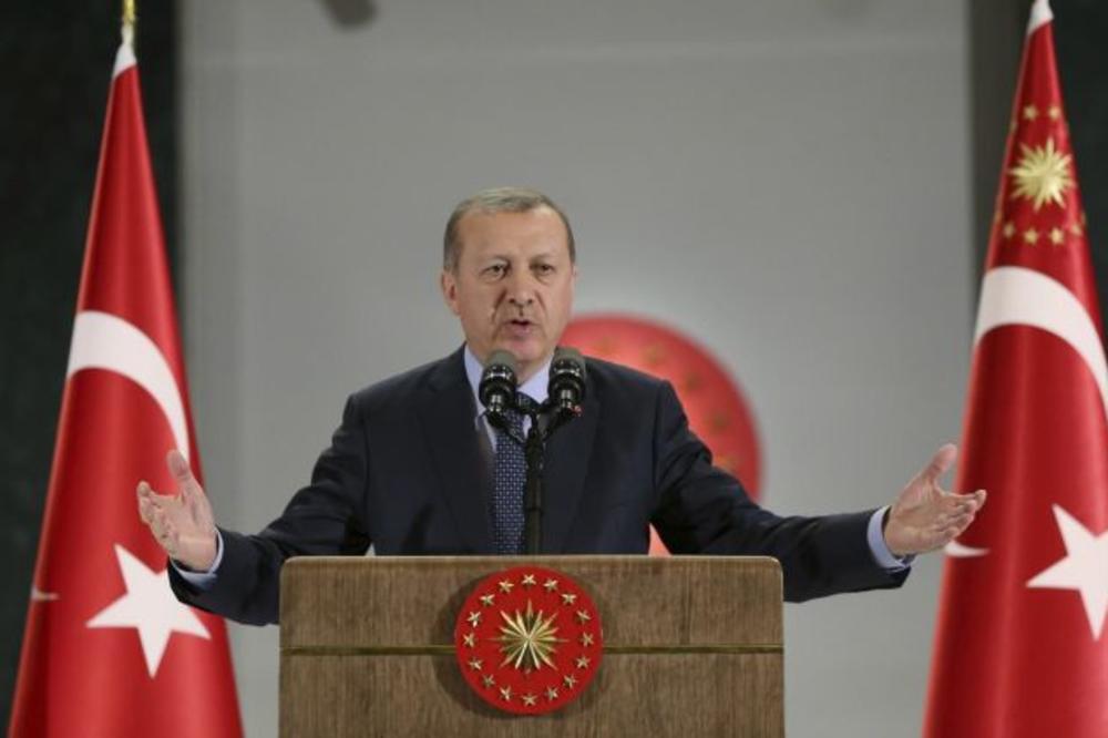 TRN U OKU ZALIVSKIH DRŽAVA: Erdogan izjavio da će Turska na svaki način podržavati Katar