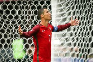 (VIDEO) KRUNA ZA KRALJA: Kristijano Ronaldo najbolji u Evropi!