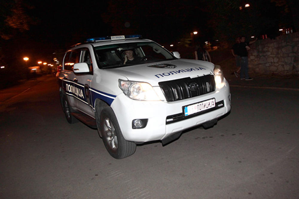 AKCIJA INTERVENTNE U NOVOM PAZARU: Muškarac usred noći naoružan šetao ulicom