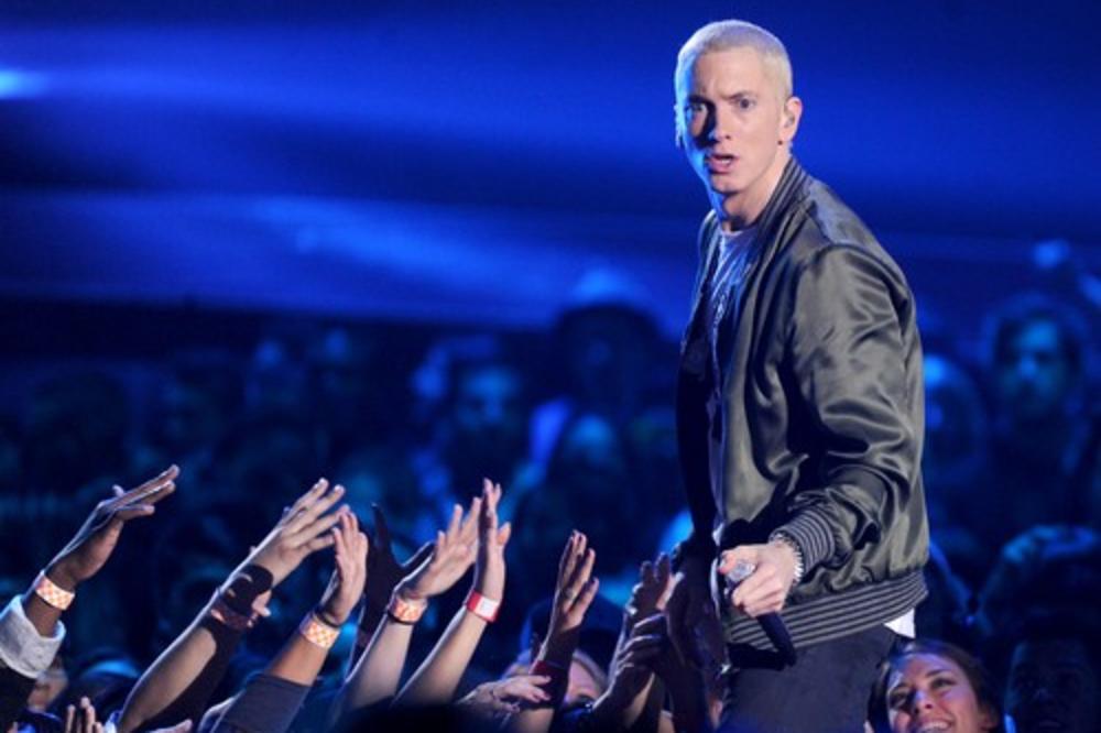 ZBOG NJEGOVE IZJAVE DRUŠTVENE MREŽE GORE: Da li je to Eminem upravo priznao da je gej?