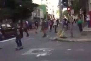 KAMIONDŽIJE BLOKIRALE AUTO-PUTEVE: Vanredno stanje u Sao Paulu, vojska na ulicama!  Udruženje pozvalo vozače da oslobode put
