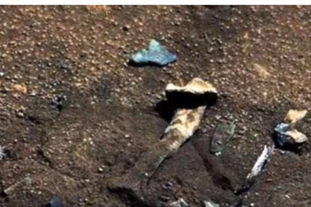 (VIDEO) OTKRIVENE KOSTI MARSOVACA: NASA objavila fotografije skeleta snimljenjih na Crvenoj planeti!
