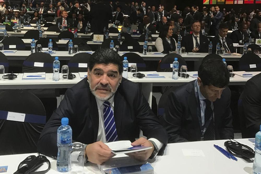 SLAVNI ARGENTINAC IDE KOD PUTINA: Maradona hoće da bude selektor Rusije
