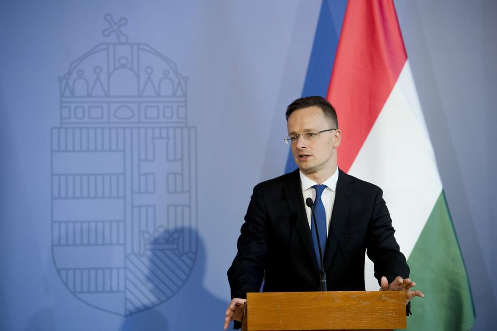 PETER SIJARTO: Srbija mora brže u EU, nismo zadovoljni da datum bude 2025.