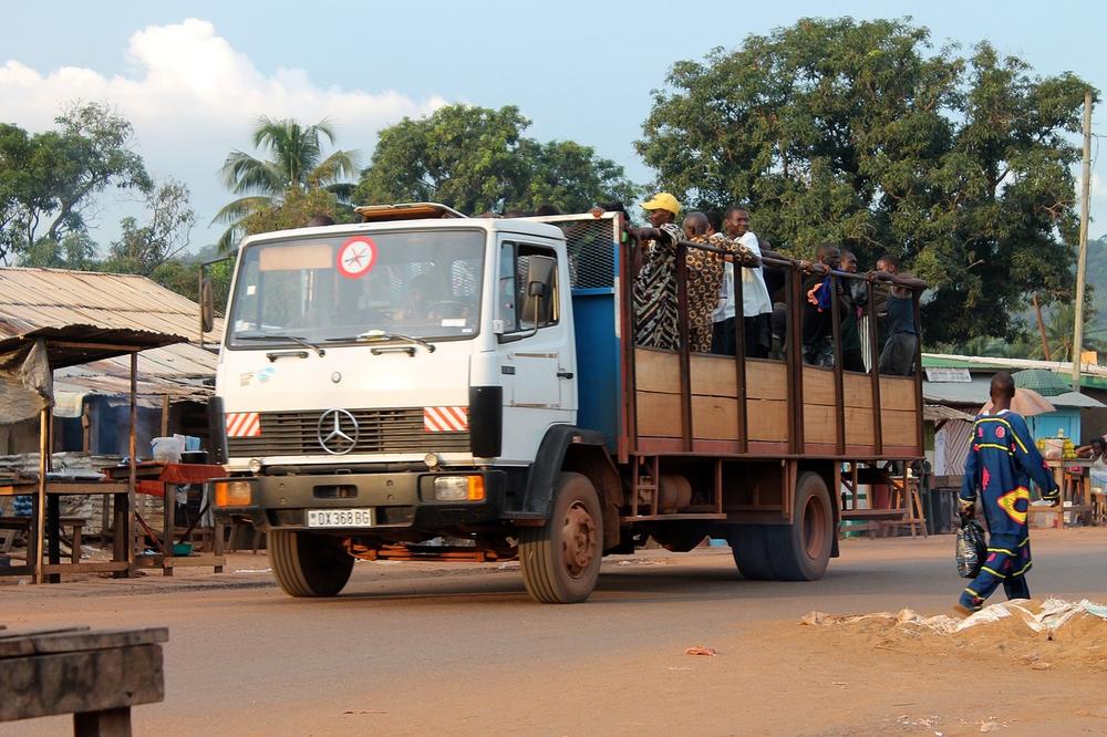 TRAGEDIJA U CENTRALNOFRIČKOJ REPUBLICI: U saobraćajnoj nesreći prevrnuo se kamion, 77 mrtvih
