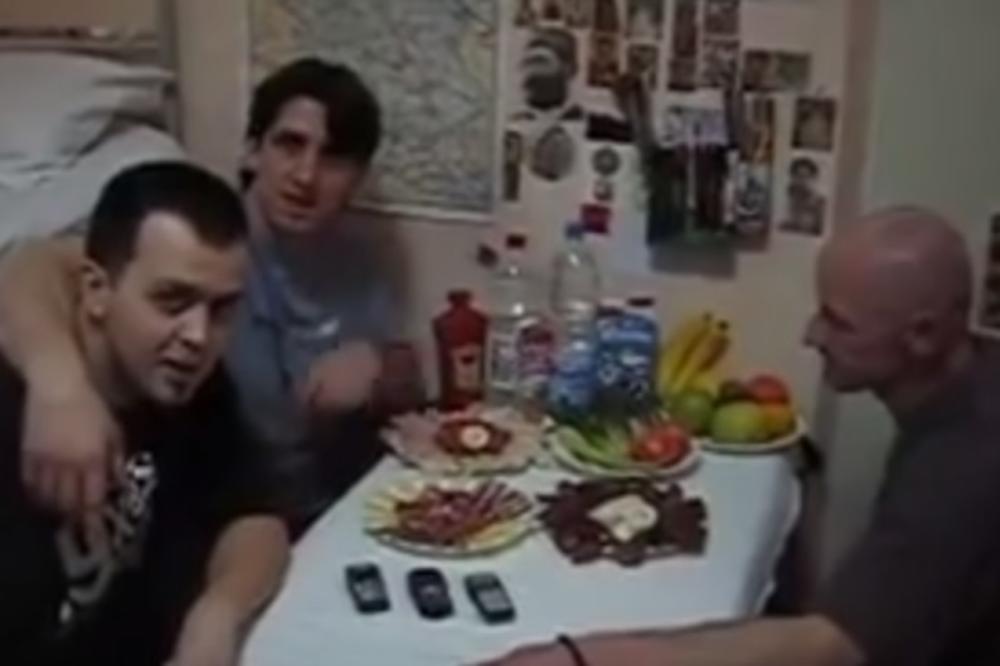 KAKO JE OVO MOGUĆE? Snimak Kristijana Golubovića iz zatvora šokirao Srbiju! Hvali se bogatom gozbom i mobilnim telefonima!