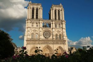 PROPAST SIMBOLA PARIZA: Bogorodičinu crkvu neumoljivo nagriza zub vremena