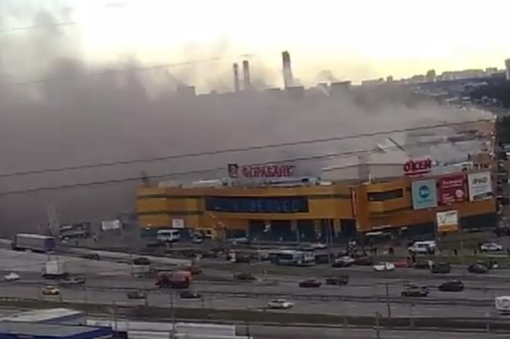 (VIDEO) POŽAR U MOSKVI: Plamen guta tržni centar, 14 povređenih