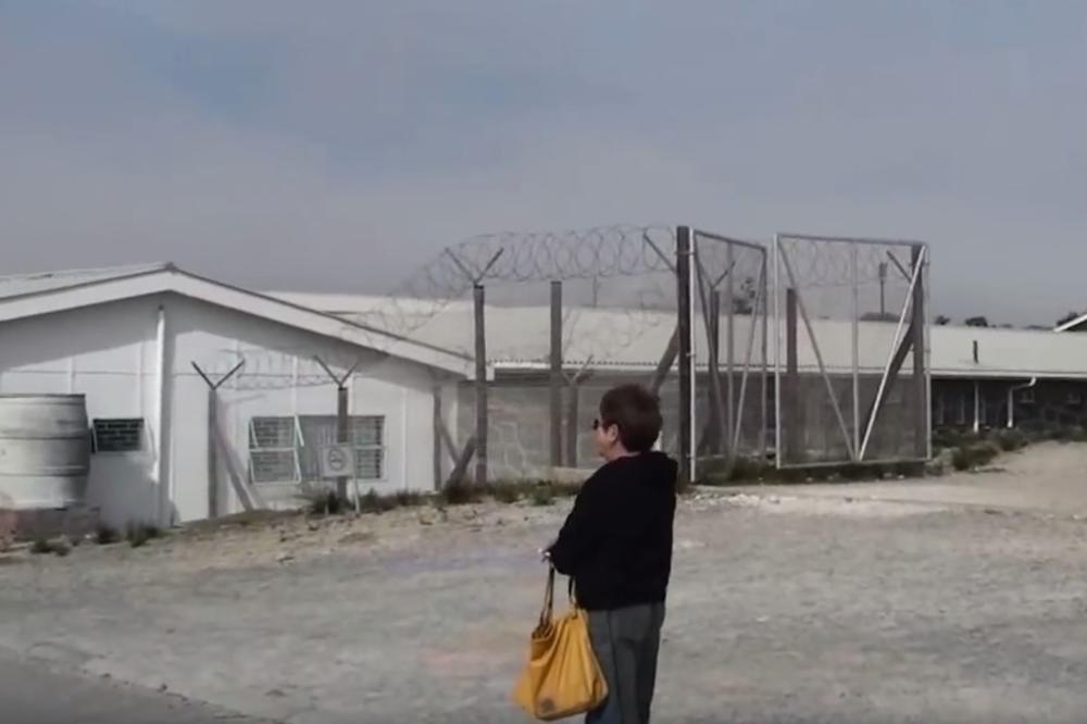 (VIDEO) BRITANSKI TURISTI PRATE MORBIDAN TREND: Letuju u zatvorima u kojima vladaju robijaši
