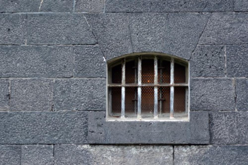 PREDUZEĆE ZA UZOR: Evo šta sve proizvode zatvorenici iza zidova Okružnog zatvora u Novom Sadu