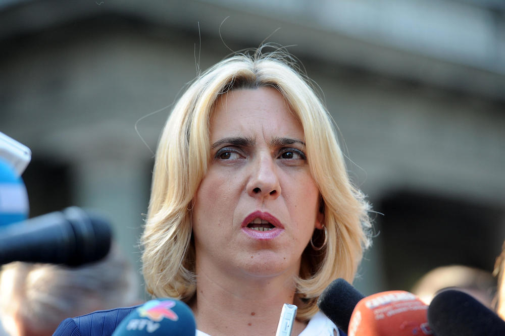 (VIDEO) U ŽELEZNICAMA RS DIGLI PLATE: Premijerka Cvijanović rekla nema povećanja!
