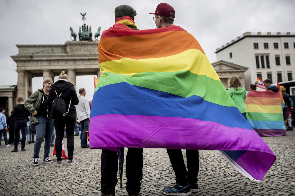 SVETSKA PRAKSA: Evo gde su sve priznati gej brakovi i istopolne zajednice