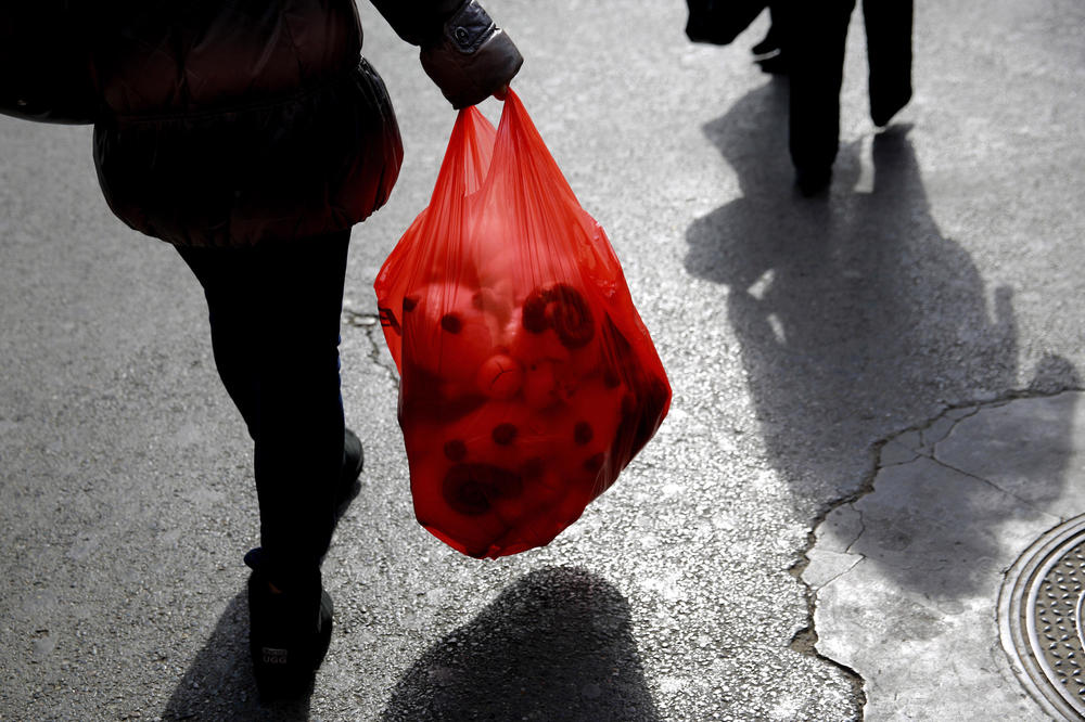 EKOLOŠKI: Srbija zvanično zabranjuje upotrebu plastičnih kesa