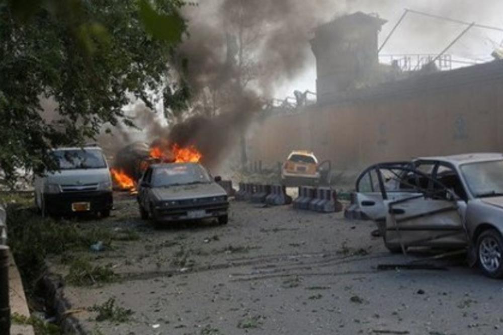 ZAKUCAO SE U AUTOBUS: U eksploziji auto-bombe poginule 24 osobe, 42 povređene!