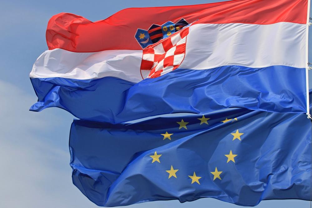 (VIDEO) PARADOKS ČLANSTVA U UNIJI: Hrvatska ušla u EU, ali Hrvati beže iz nje!