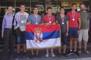 VELIKI USPEH SRPSKIH GIMNAZIJALACA: Mladi fizičari na olimpijadi osvojili zlatnu i četiri srebrene medalje