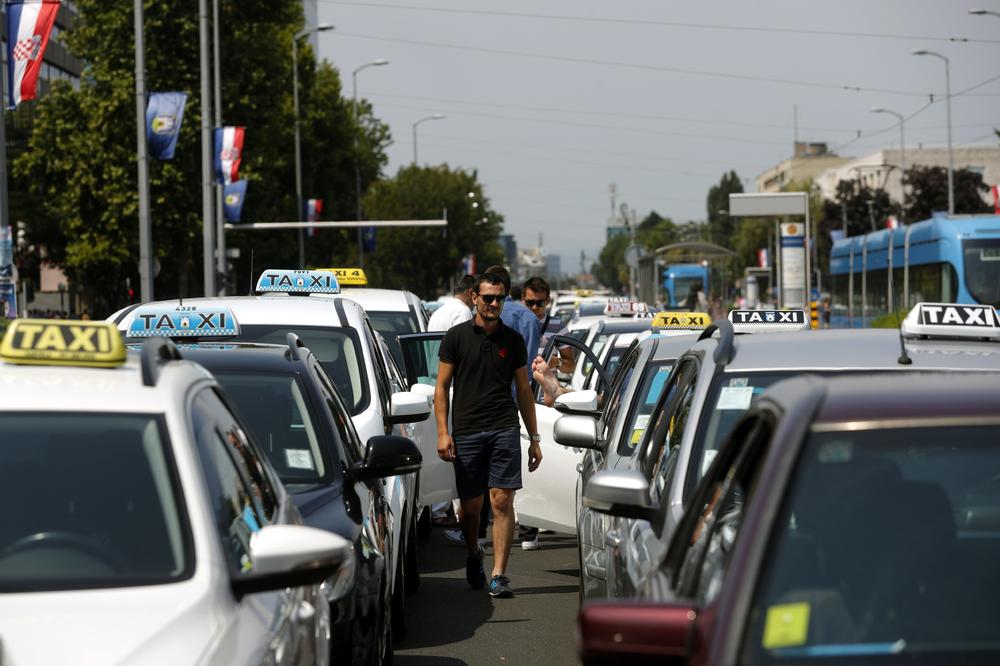 PONOVO PROTESTI ŠIROM HRVATSKE: Taksisti besni zbog Ubera, nastao saobraćajni kolaps