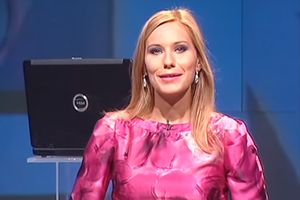 DA I JA NEŠTO SNIMIM DANAS: Slagalicu gledaju milioni, a sada je voditeljka Marija Veljković podelila trenutak iza kamera! (VIDEO)