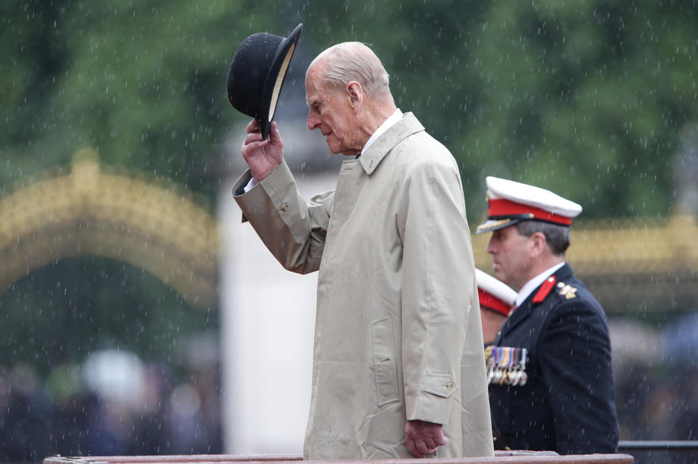A SAMO SE POVUKAO IZ JAVNOSTI: Britanski Telegraf greškom objavio da je umro princ Filip