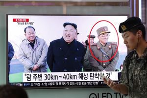 (VIDEO) AKO KIM NAREDI, OVAJ ČOVEK ĆE ZAPOČETI NUKLEARNI RAT: Severnokorejski general koji će pritisnuti dugme za lansiranje