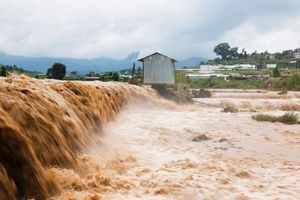 STRAVIČAN BILANS ŽRTAVA: Poplave odnele više od 1.200 života
