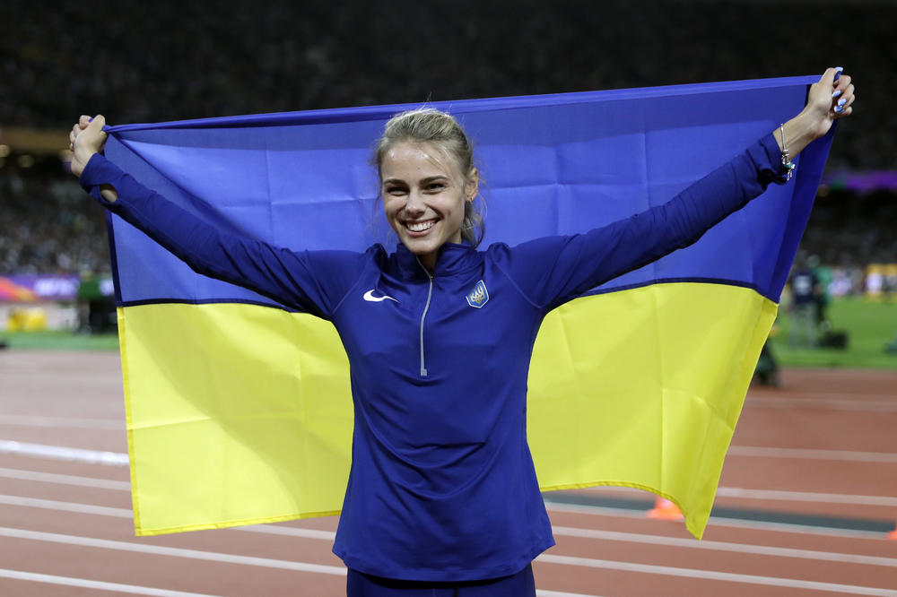 (FOTO) LEPA JULIJA OSVOJILA PLANETU: Zbog atraktivne ukrajinske atletičarke tražila se karta više