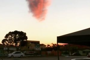 (FOTO, VIDEO) ČUDNI ZNACI NA NEBU: Brazilce uplašio apokaliptični crveni oblak