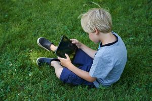 BORBA PROTIV ŠTETNOSTI: Deca na odvikavanju od interneta i igrica!