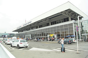 VANREDNO SLETANJE NA AERODROM NIKOLA TESLA: Airbus A320 na liniji Cirih-Niš morao da se prizemlji u Beograd