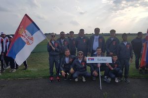 BRONZANI SRPSKI RAKETAŠI: Osvojili tri medalje na Evropskom prvenstvu u Poljskoj